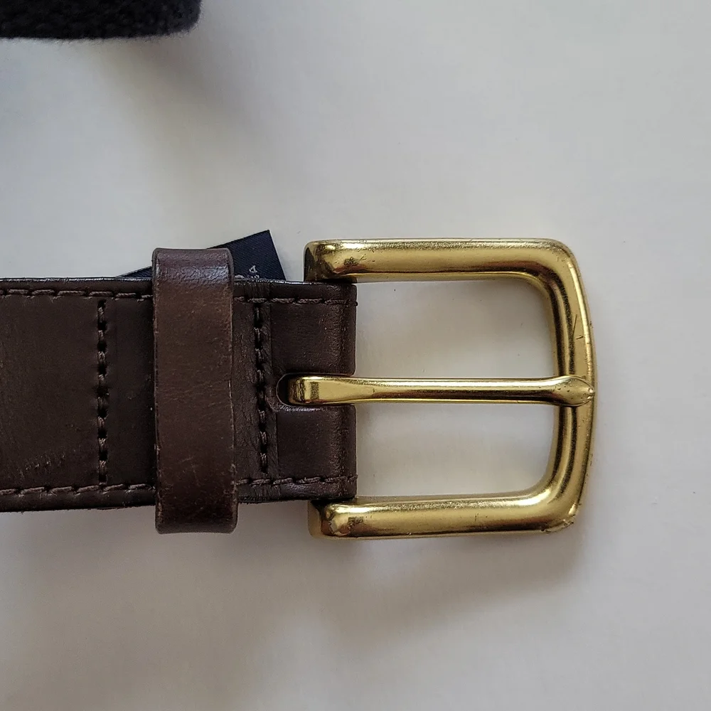 Vineyard Vines Blue and Gold Patterned Belt